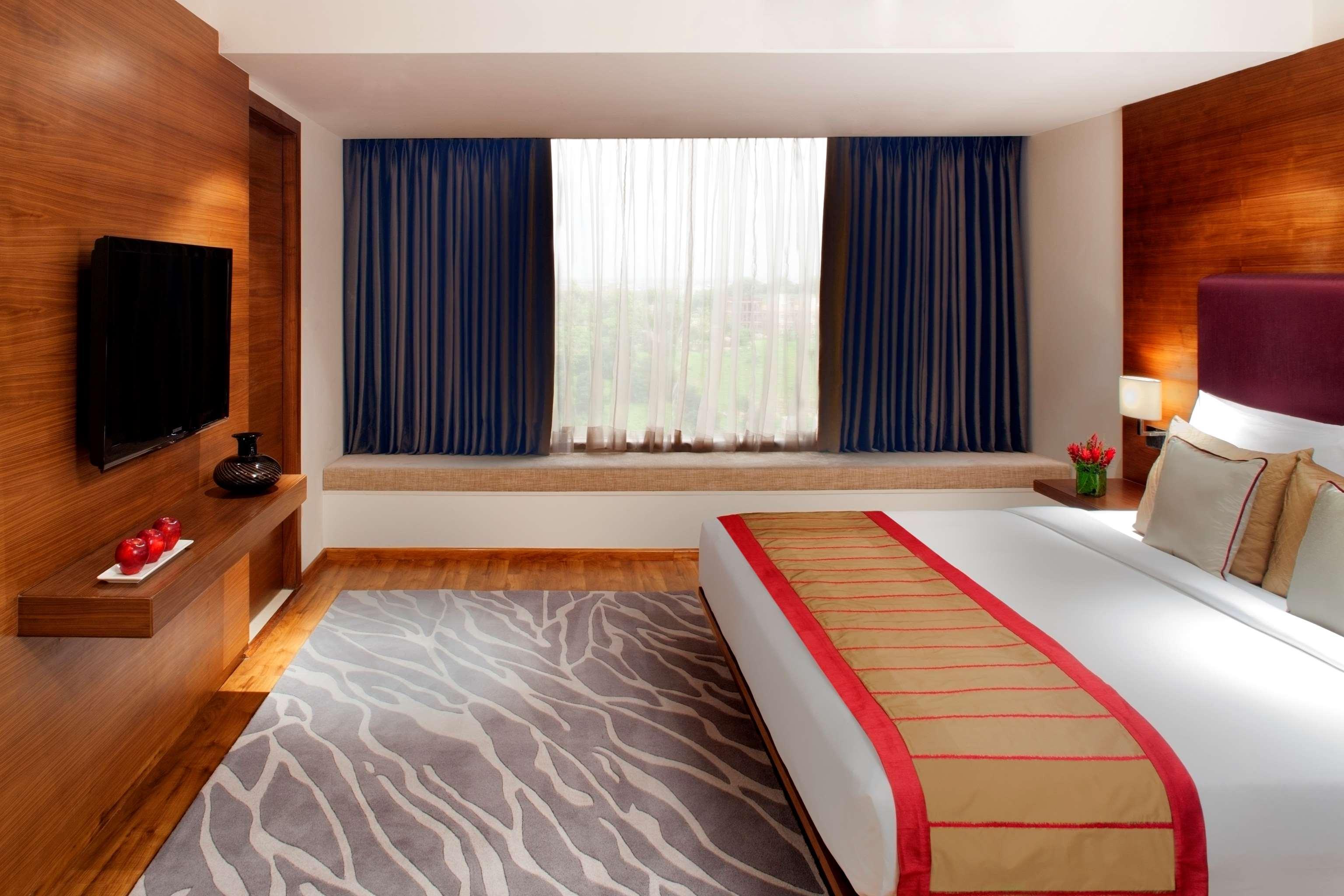 Radisson Blu Plaza Hotel Hyderabad Banjara Hills Zewnętrze zdjęcie Deluxe Room