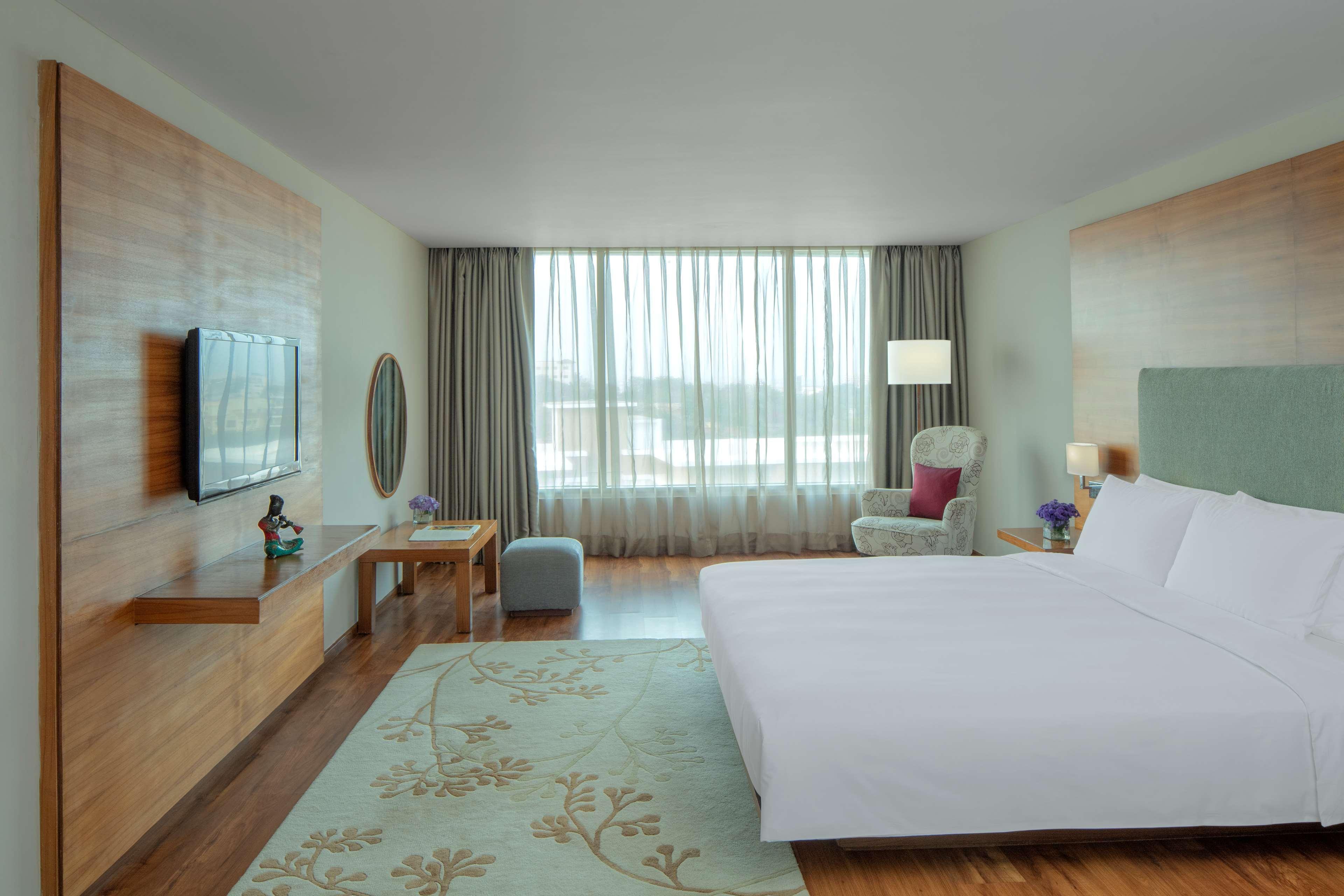 Radisson Blu Plaza Hotel Hyderabad Banjara Hills Zewnętrze zdjęcie Deluxe Room